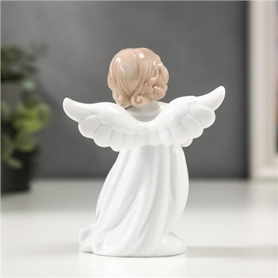 Сувенир керамика "Ангелочек в белой тоге с сердечком" 12х9х5,5 см