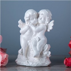 Статуэтка "Обнимающиеся ангелы", белая, 20 см
