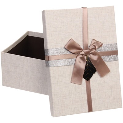 Коробка подарочная "Для любимых", цвет белый, 23*16*9.5 см