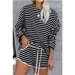 Черно-белый полосатый легкий комплект: блуза с открытым плечом + шорты с карманами