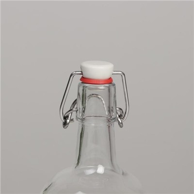 Бутылка стеклянная «Магарыч», 1 л, чехол белая кожа/экокожа, с бугельной пробкой