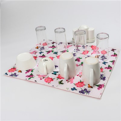 Салфетка для сушки посуды Доляна «Цветы и бабочки», 38×51 см, микрофибра