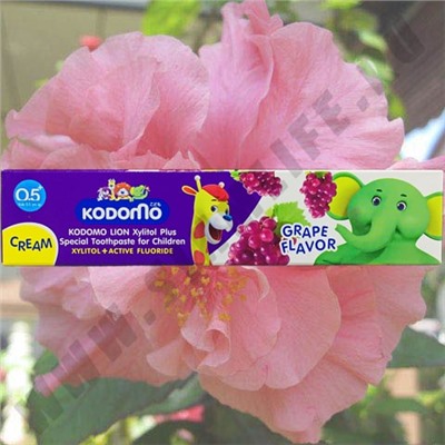 Детская зубная паста Виноград Kodomo Toothpaste Grape Flavor