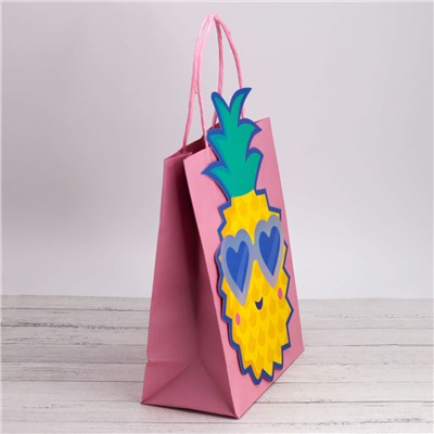 Пакет подарочный (S) "Eyes heart pineapple", pink (21*25.5*10)
