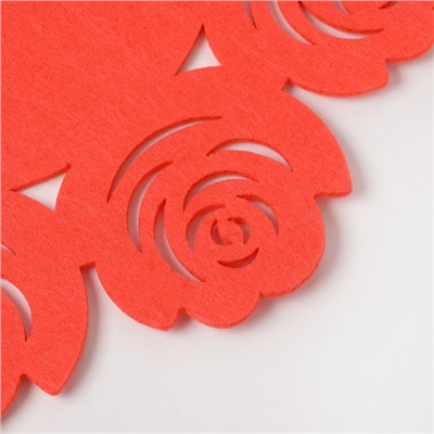 Салфетка декоративная Доляна"Цветы" цвет розовый,d 30 см, 100% п/э, фетр