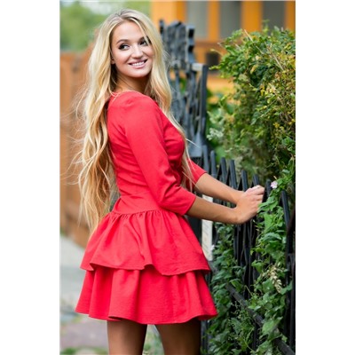72-01 Красное платье