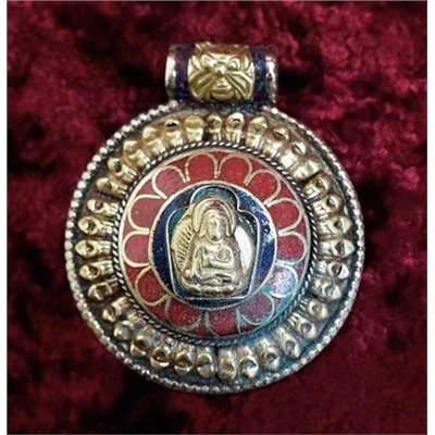 Тибетское украшение Будда в лотосе 2